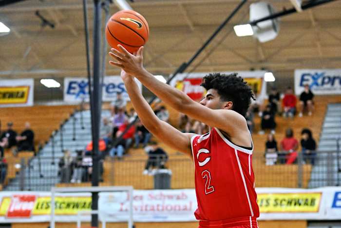 Columbus Lake Oswego boys basketball Les Schwab Invitational December 27 2023 Leon Neuschwander 2
